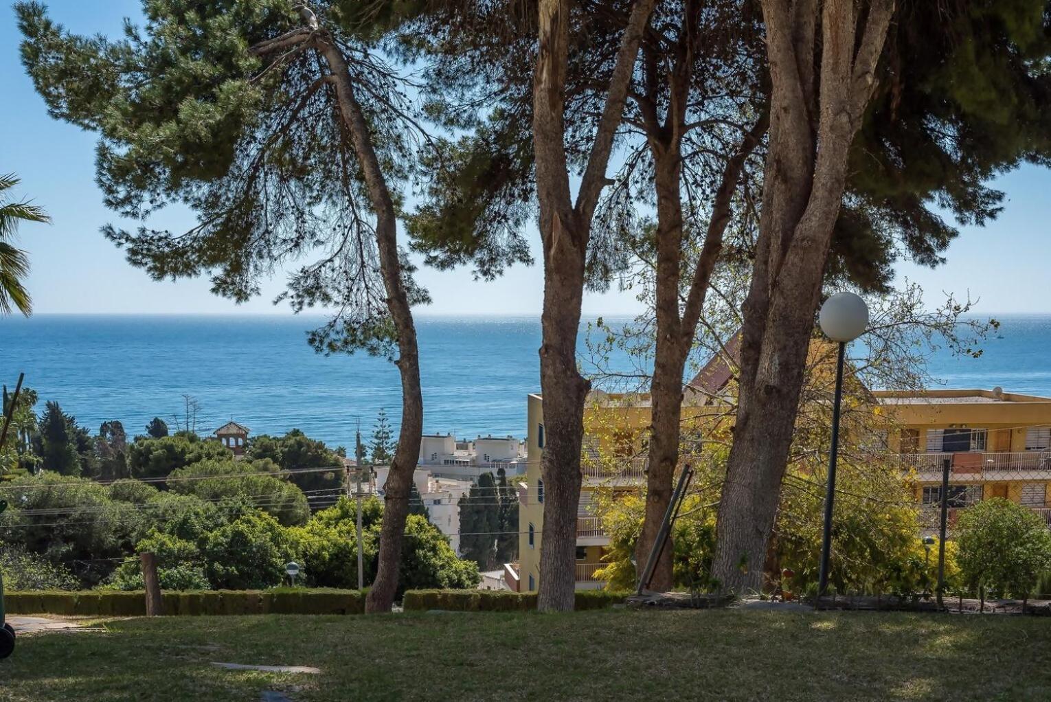 Torremolinos Yellow Fabuloso Andra Exteriör bild